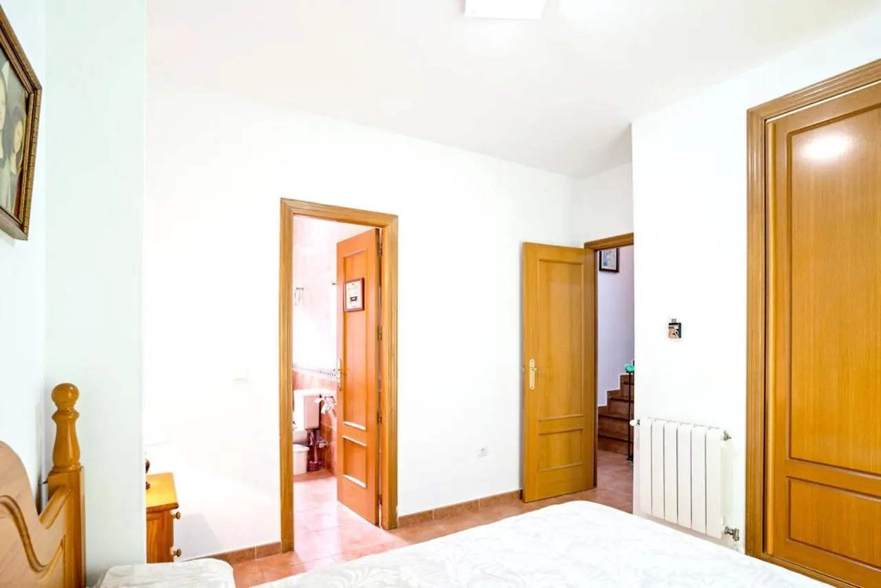 Inviting House In Lepe With Shared Pool. Villa Nyaraló
