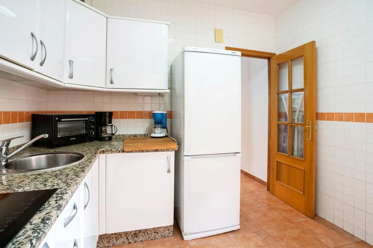 Inviting House In Lepe With Shared Pool. Villa Nyaraló